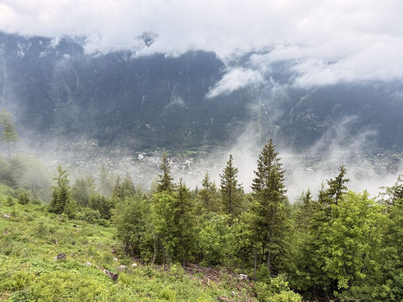 Mist working up the valley