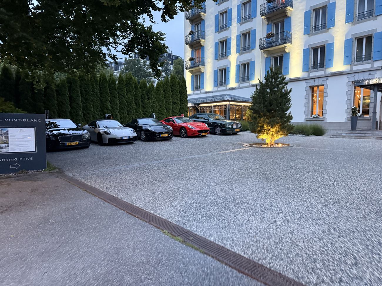 Dusk in the forecourt