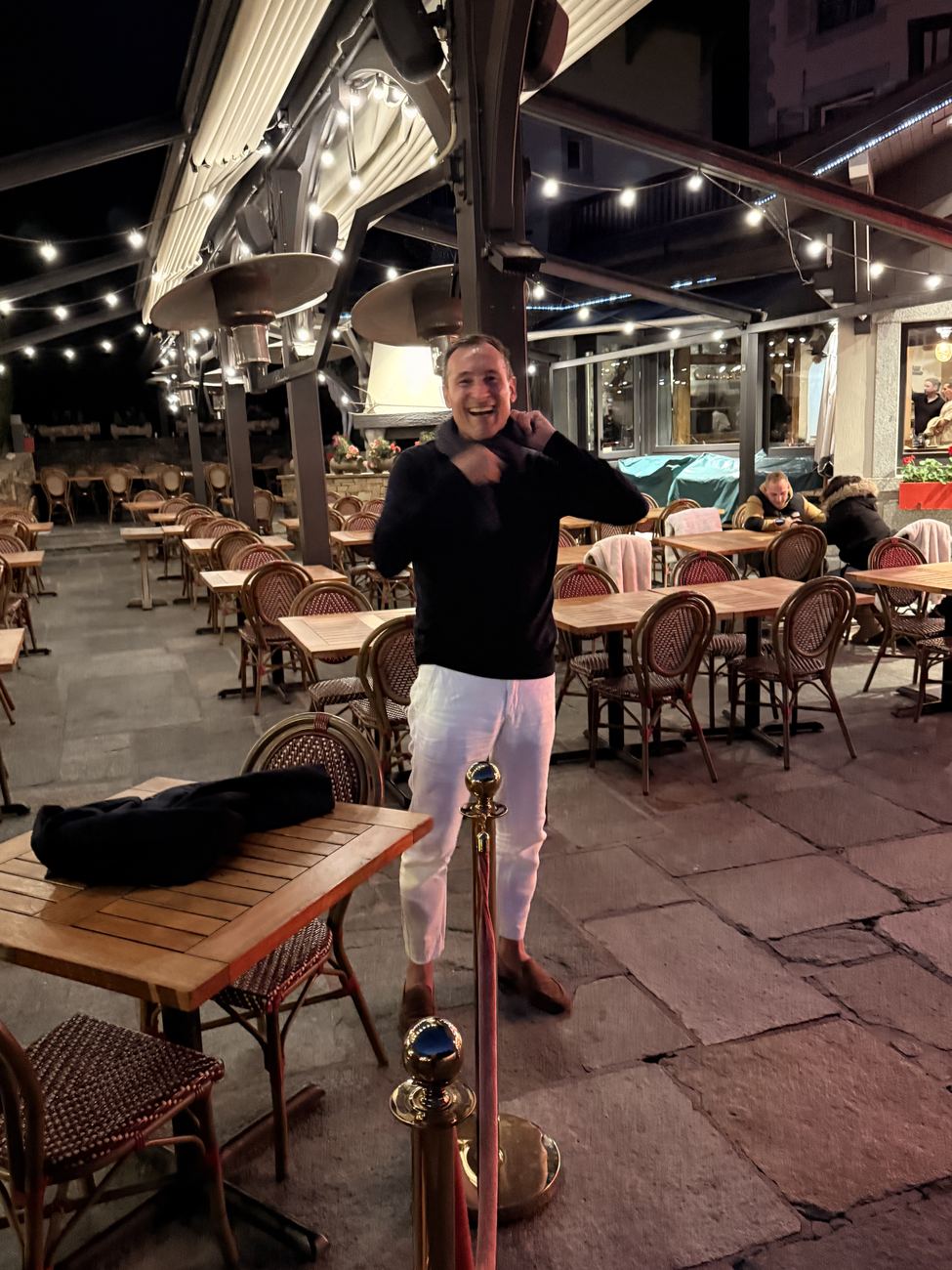 The terrace singer
