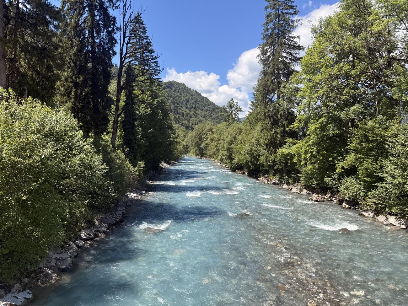 An avenue of water