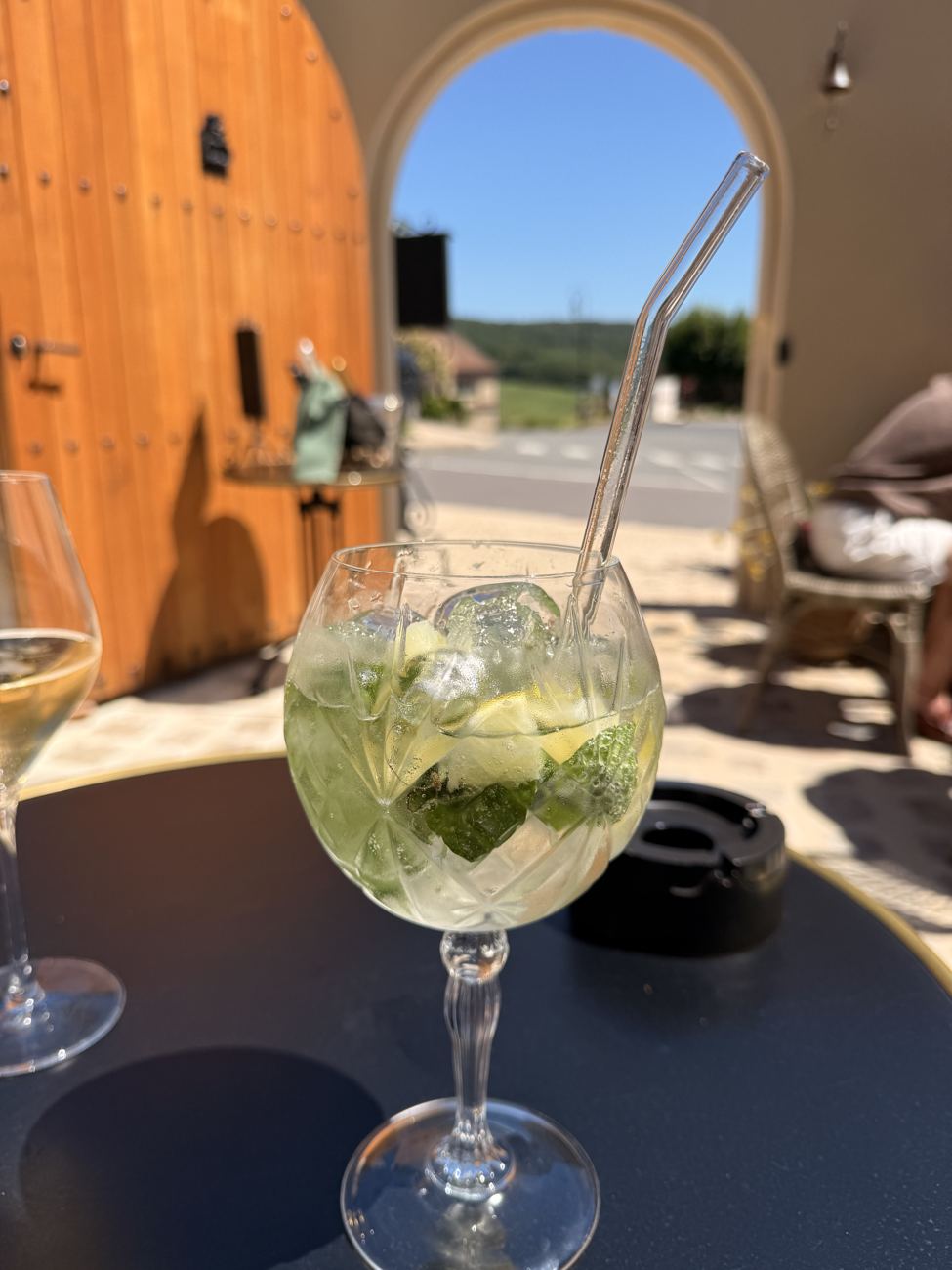 A spritz in the archway